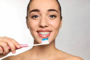 Teeth whitening – Tips and top toothpaste options